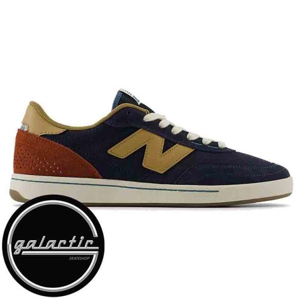 New Balance 440 V2 Shoe